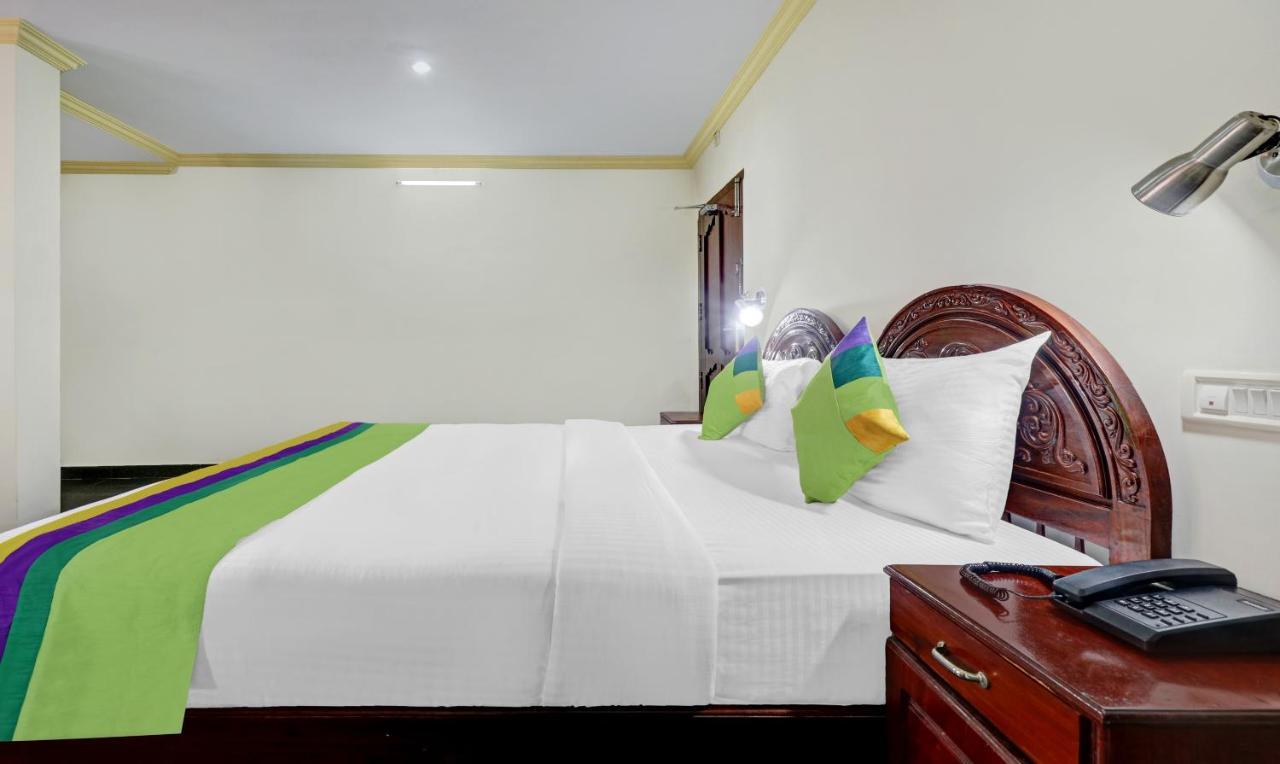 Itsy Hotels The Waters Edge Beach Resort Ковалам Экстерьер фото